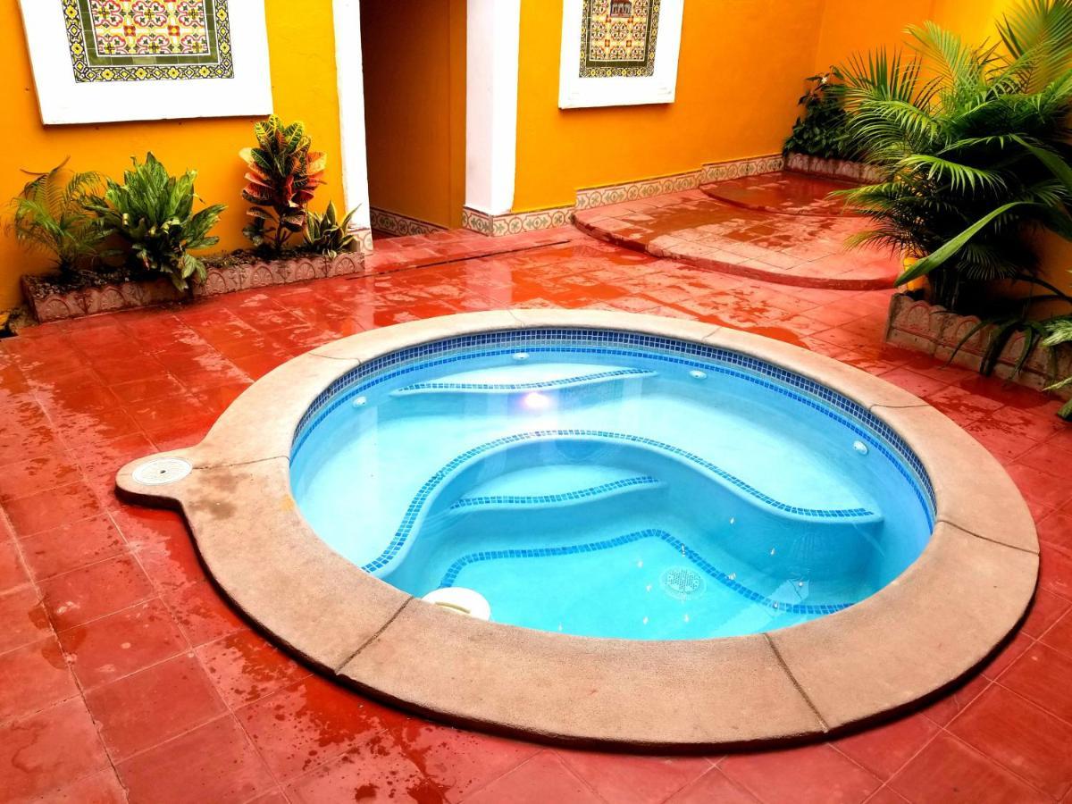 Casa Del Agua Bed & Breakfast Гранада Екстериор снимка