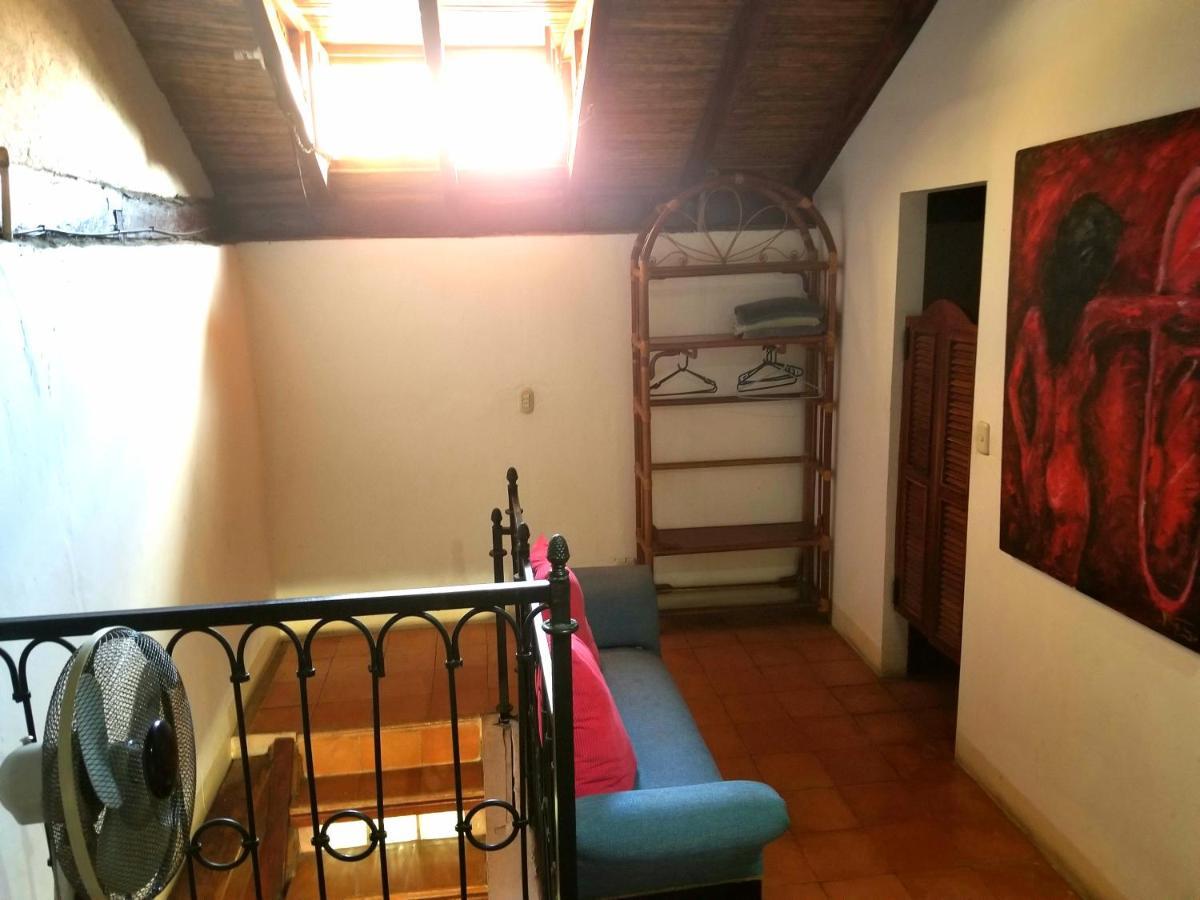 Casa Del Agua Bed & Breakfast Гранада Стая снимка