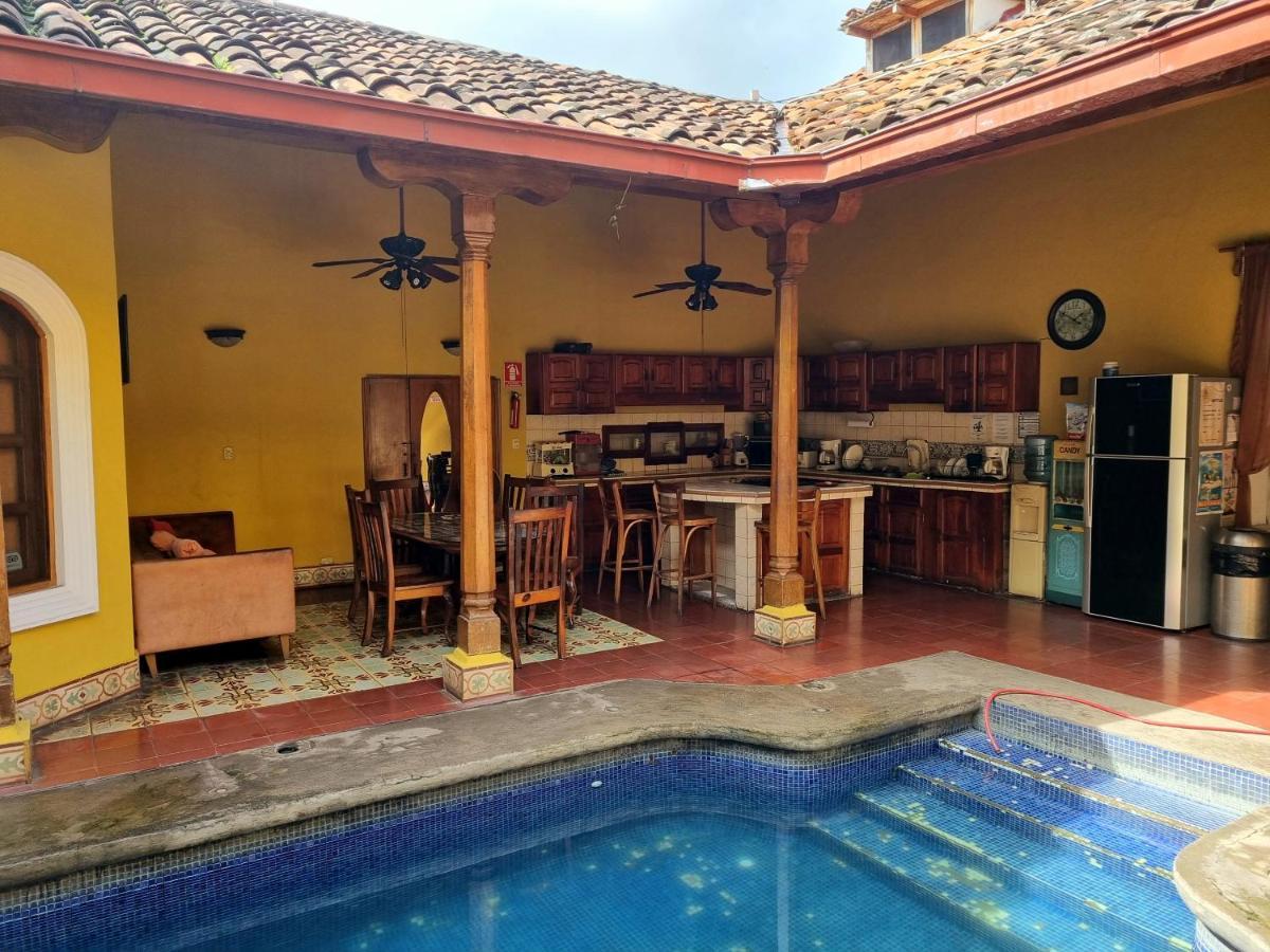 Casa Del Agua Bed & Breakfast Гранада Екстериор снимка