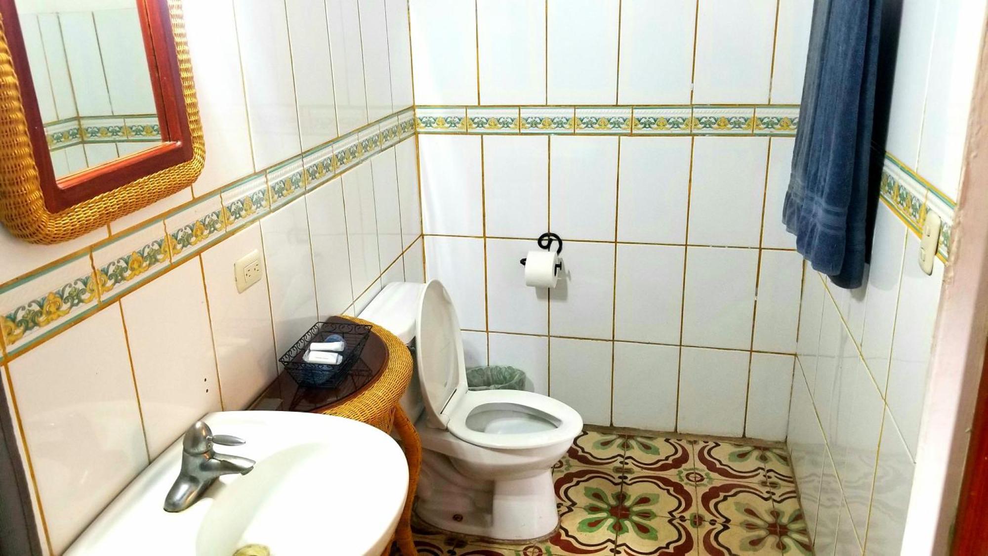 Casa Del Agua Bed & Breakfast Гранада Стая снимка