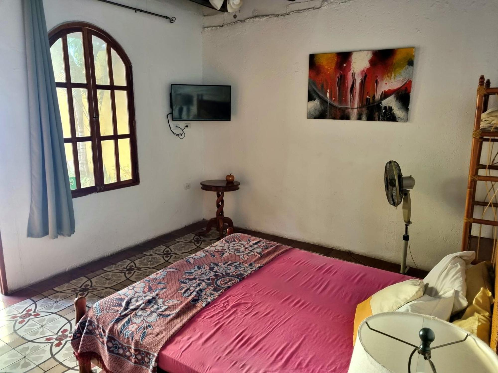 Casa Del Agua Bed & Breakfast Гранада Стая снимка